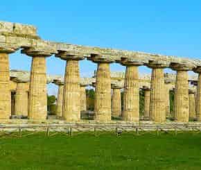 Walking Guided Tour of the Ruins of Paestum