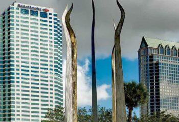 Discover Tampa on a tour