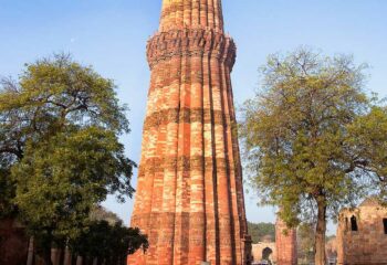 Qutub Minar walking tour